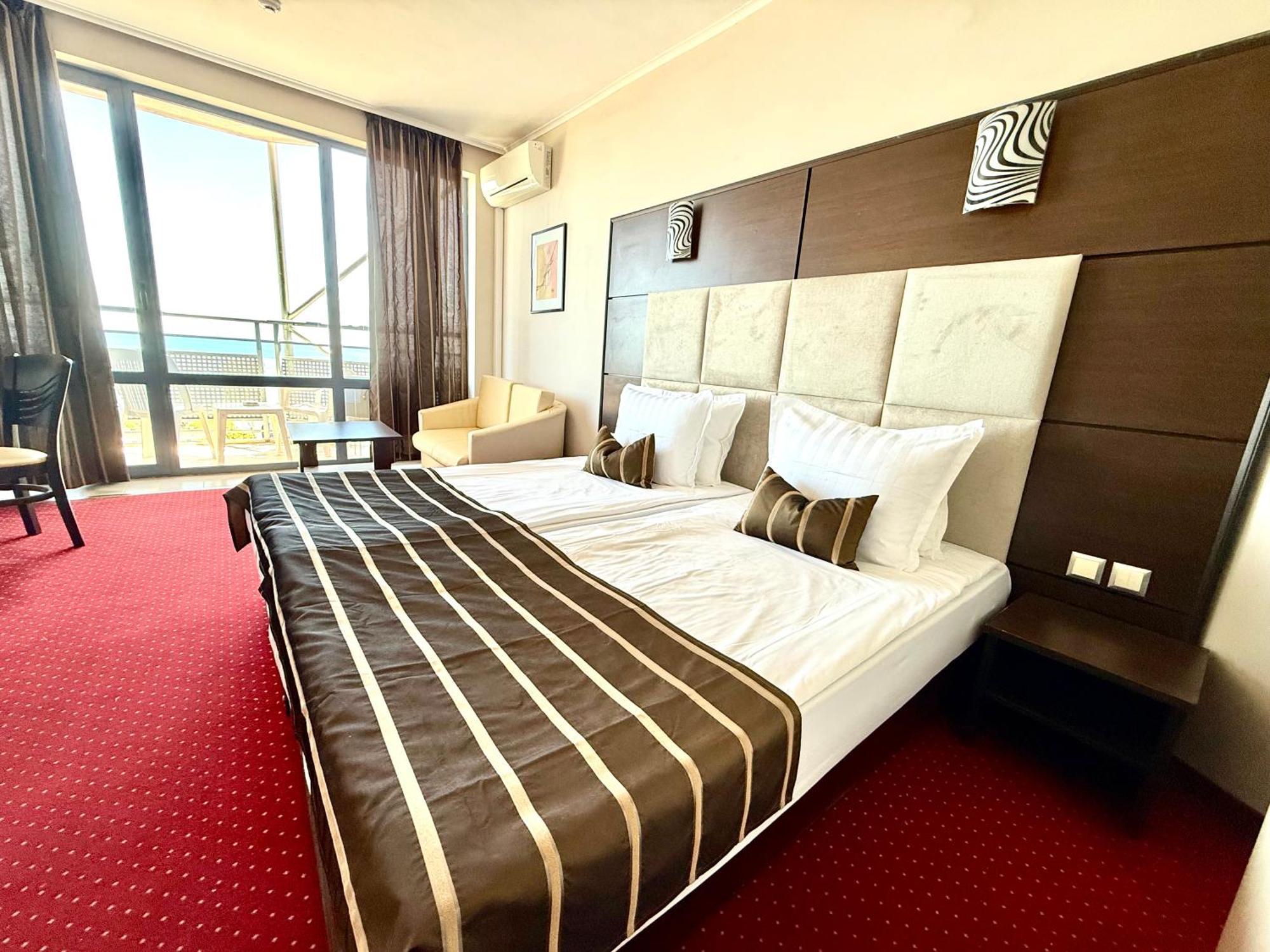 Hotel Rеgina Goldstrand Exterior foto